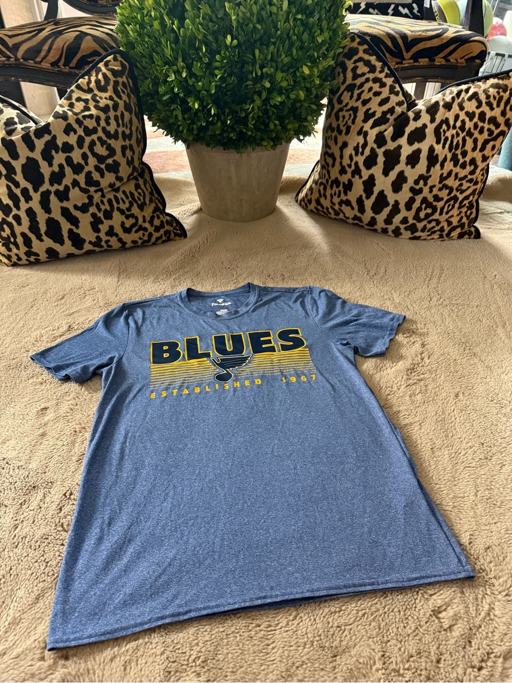 St. Louis Blues Graphic Tee - Blue with Yellow Logo